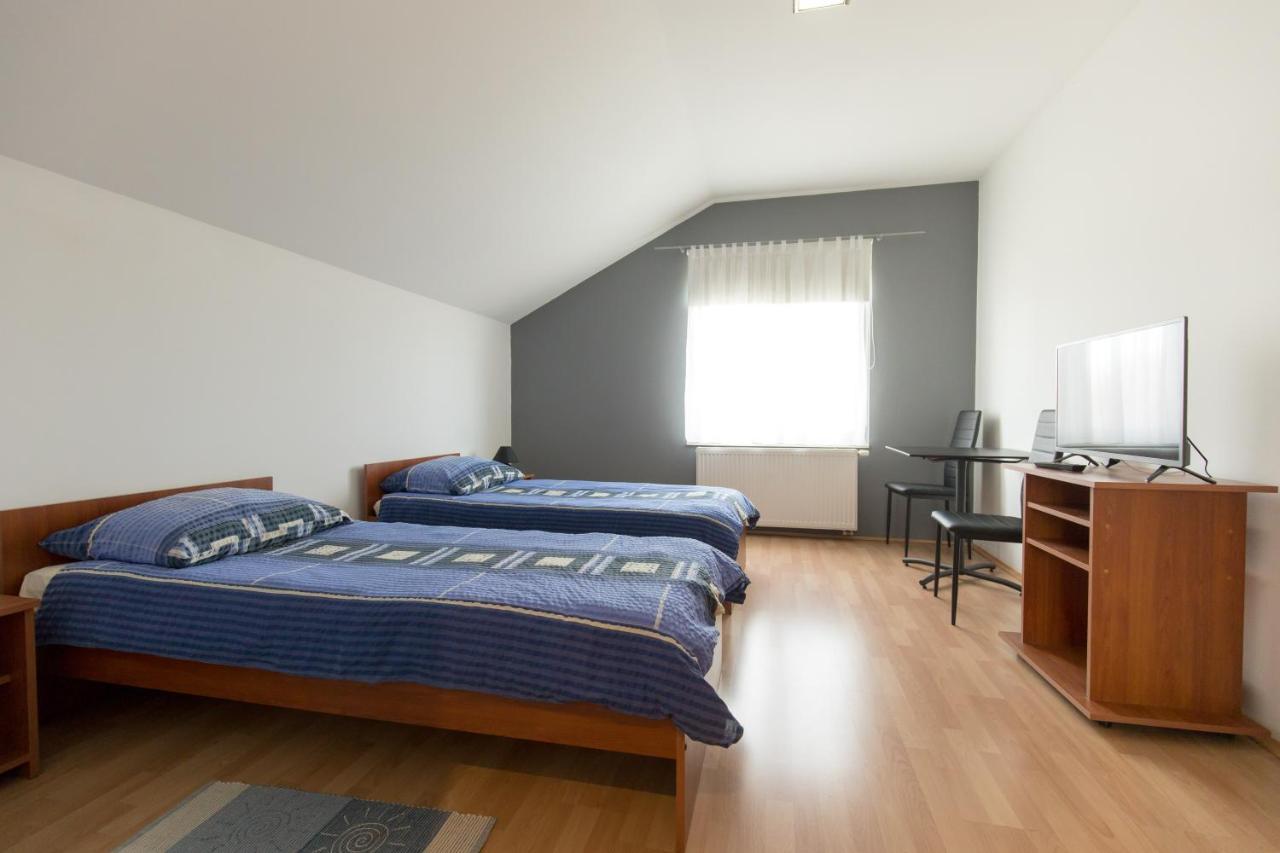 Guesthouse Capistro ビリェ エクステリア 写真