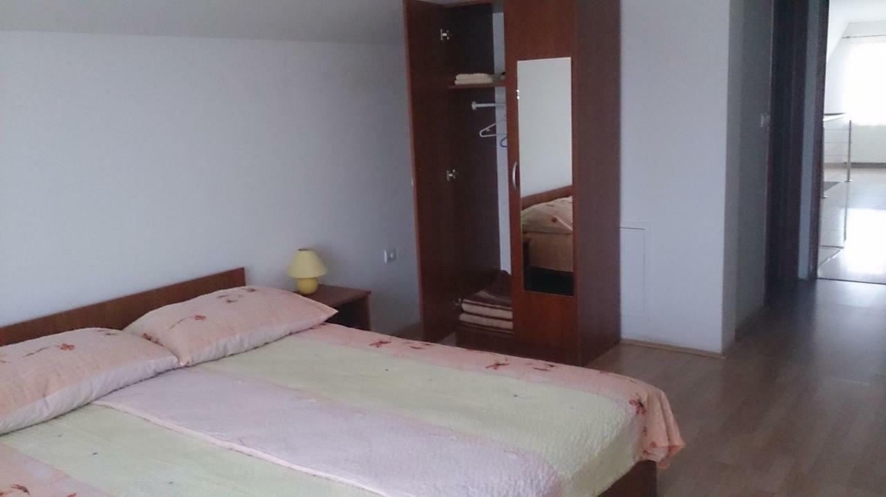 Guesthouse Capistro ビリェ エクステリア 写真